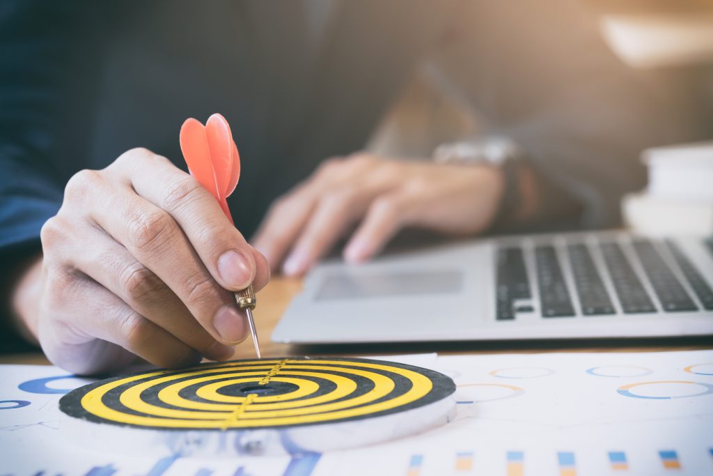 short-term-vs-long-term-marketing-strategies/